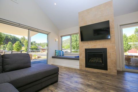 Amber Mist Villas - Northern Rivers Accommodation 0