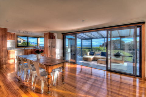 Blue Waves - Northern Rivers Accommodation 3