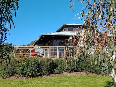 Butler's Bend Holiday Villa - Northern Rivers Accommodation 0