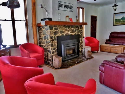 Capertee Homestead - 'Port Macquarie' - Northern Rivers Accommodation 3