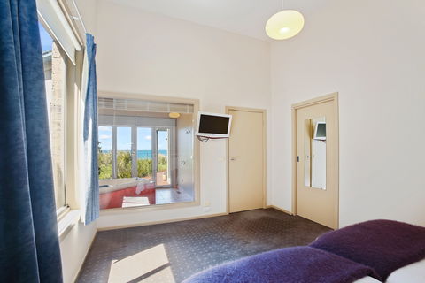 Chocolate Gannets - Northern Rivers Accommodation 8