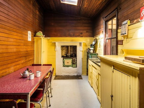 Daffodil Cottage - Northern Rivers Accommodation 4