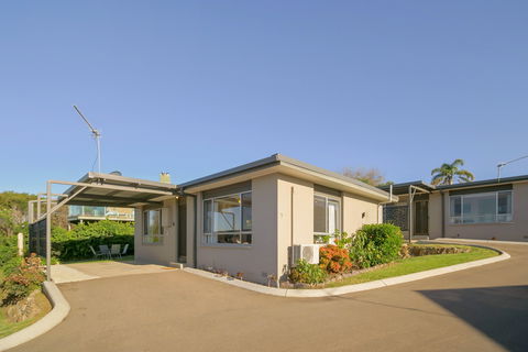Eagle Heights Holiday Units - Scenic Unit - Northern Rivers Accommodation 2