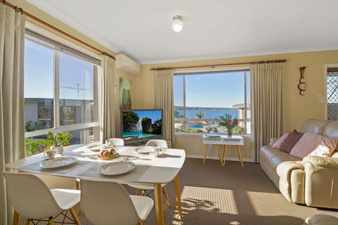 Eagle Heights Holiday Units - Scenic Unit - Northern Rivers Accommodation 5
