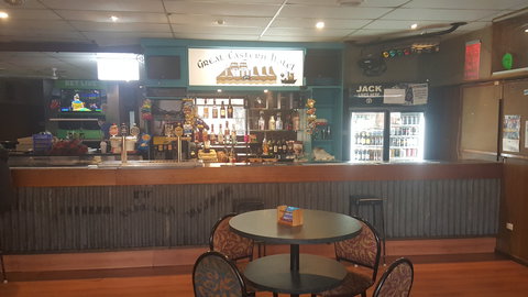 Great Eastern Hotel Motel Young - Northern Rivers Accommodation 1