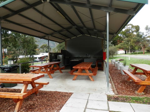 Halls Gap Caravan Park - Northern Rivers Accommodation 2
