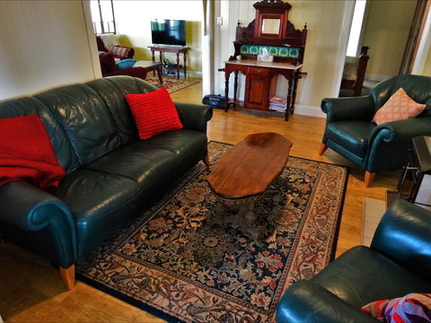 Loughmore House And Cottage - Northern Rivers Accommodation 3