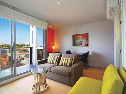 Oaks Melbourne South Yarra Suites - Northern Rivers Accommodation 0