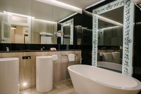 Ovolo Inchcolm Brisbane - Northern Rivers Accommodation 4