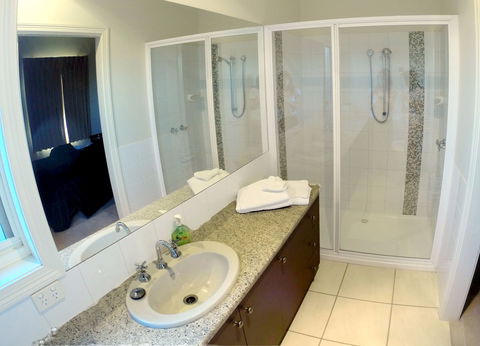 Shamore Apartments - Eleventh Street Mildura - Northern Rivers Accommodation 7