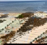 Sittin on the Beach - Northern Rivers Accommodation