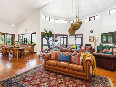 Aquila Retreat Eco Mansion - Northern Rivers Accommodation 0