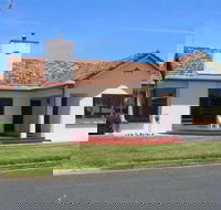 Gillian on Meylin - Northern Rivers Accommodation