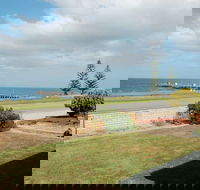 Jay Jay's Beach House - Northern Rivers Accommodation