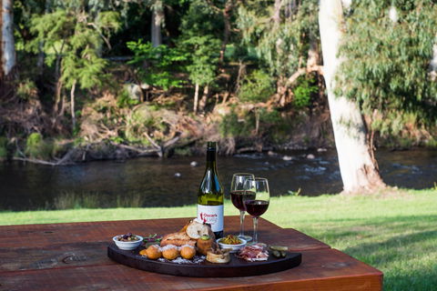 Oscar's On The Yarra - Northern Rivers Accommodation 1