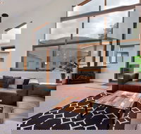 Snow Stream Apartments - Northern Rivers Accommodation