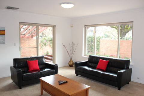 Adelaide Serviced Accommodation - Childers House - Northern Rivers Accommodation 0