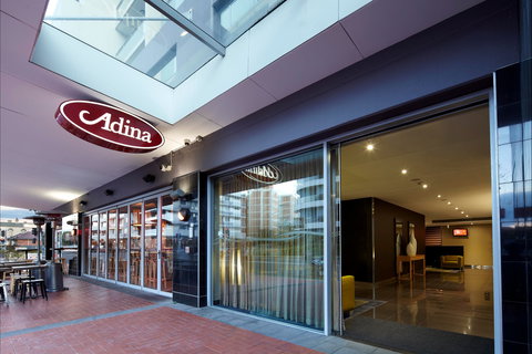 Adina Apartment Hotel Wollongong - Northern Rivers Accommodation 1