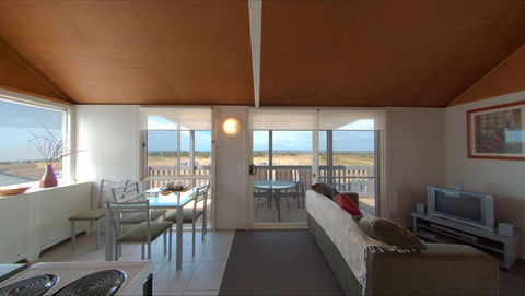 Angler's Arms And Fisherman's Cottage - Northern Rivers Accommodation 1