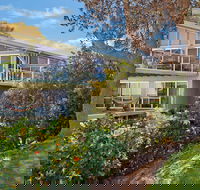 Arty Beach House at Lighthouse Beach - Northern Rivers Accommodation