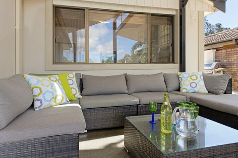 Fran, Private Jetty On Port Canals - Northern Rivers Accommodation 2