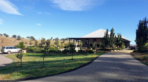 Hillcrest House Binda - Northern Rivers Accommodation 0