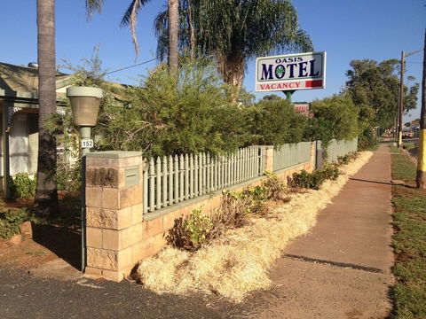 Oasis Motel - Northern Rivers Accommodation 0