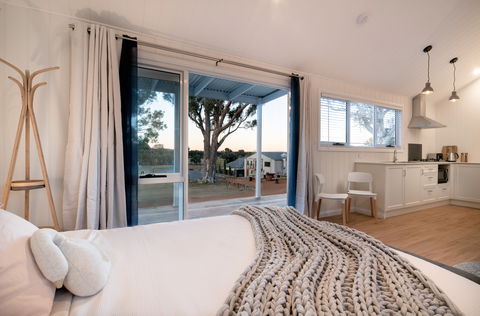 Tallagandra Hill Winery Accommodation - Northern Rivers Accommodation 1