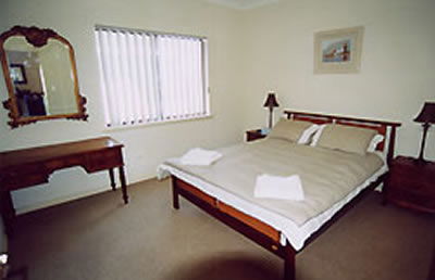 A Beachfront Villa Rockingham - Northern Rivers Accommodation 4