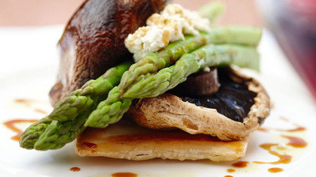 Caves House Hotel - Northern Rivers Accommodation 1