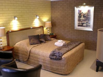 Estelle Kramer Motor Inn - Northern Rivers Accommodation 0