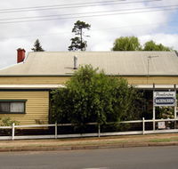 Pemberton Backpackers YHA  Budget Cottages - Northern Rivers Accommodation