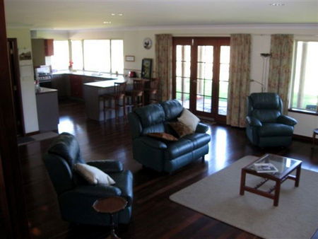 Mt Willyung Retreat - Northern Rivers Accommodation 4