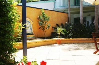 Blueys By The Beach Motel - Northern Rivers Accommodation 5