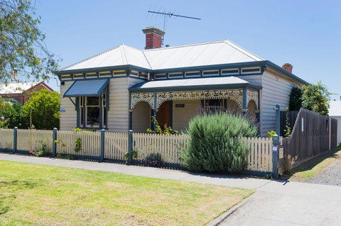 Abaleen House - Northern Rivers Accommodation 0
