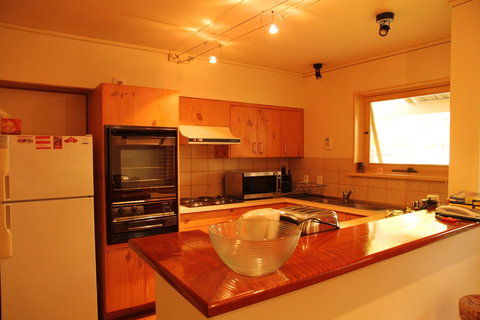 Adelaide Serviced Apartments - William Townhouse - Northern Rivers Accommodation 1