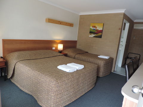 Alexander Motor Inn Moree - Northern Rivers Accommodation 1