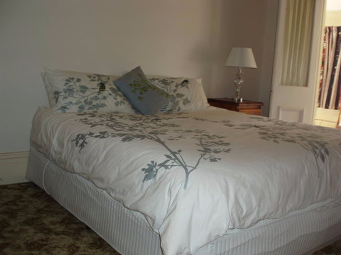 Ardlethan Bed And Breakfast - Northern Rivers Accommodation 1