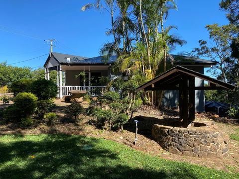 Clouds Mapleton - Northern Rivers Accommodation 1