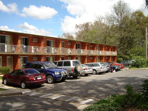 Corowa Golf Club And Motel - Northern Rivers Accommodation 0