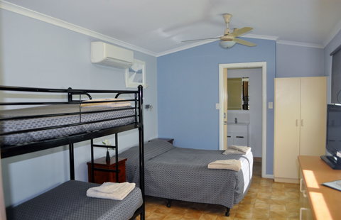 Daly Waters Historic Pub - Northern Rivers Accommodation 2