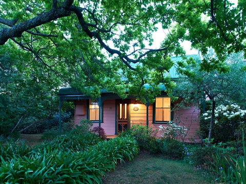 Hawthorne Cottage: Blackheath - Northern Rivers Accommodation 0
