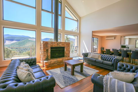 Kangaroo Lodge - Northern Rivers Accommodation 0