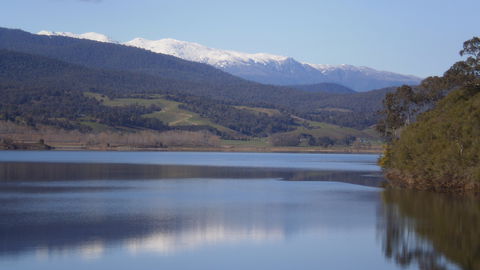 Khancoban Rose Holiday Units - Northern Rivers Accommodation 0