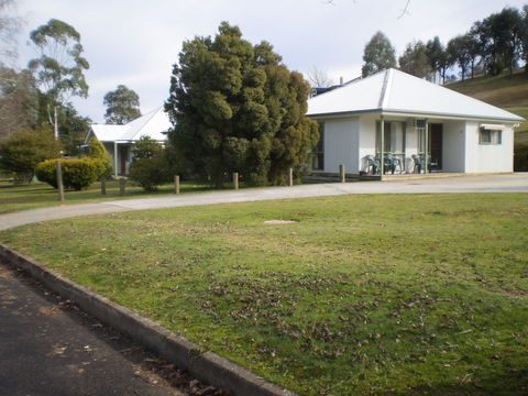 Khancoban Rose Holiday Units - Northern Rivers Accommodation 1