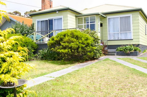 Lady Barron Holiday Home - Northern Rivers Accommodation 0