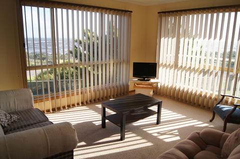 Meredith Place - Northern Rivers Accommodation 2