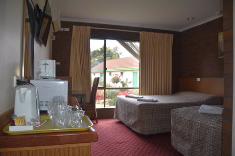 Mount Barker Valley Views Motel And Chalets - Northern Rivers Accommodation 0