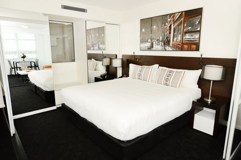 Oaks Gladstone Grand Hotel - Northern Rivers Accommodation 2