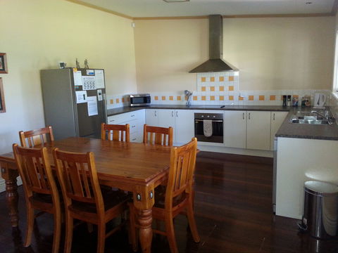 Phoenix Cottage - Northern Rivers Accommodation 0